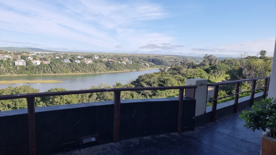 6 Bedroom Property for Sale in Merryhill Eastern Cape
